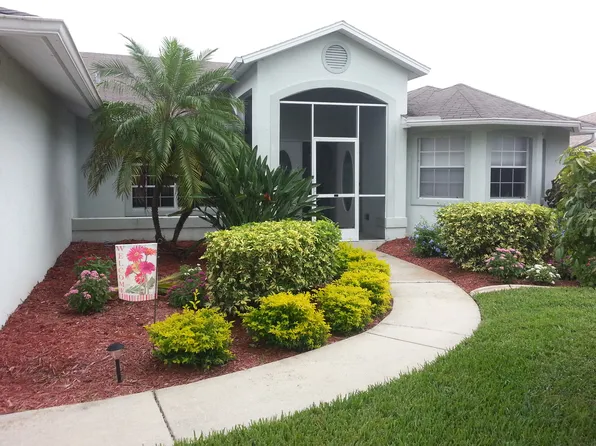 2149 SE 10th Ave, Cape Coral, FL 33990