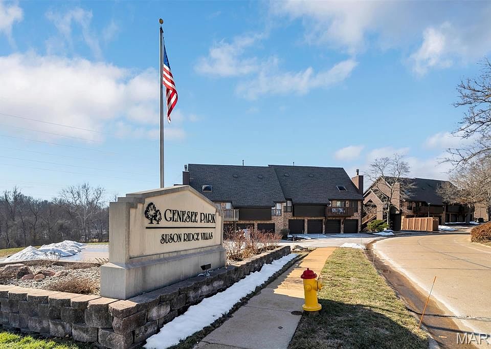 1st image of 5186 Hollow Wood Ct APT B