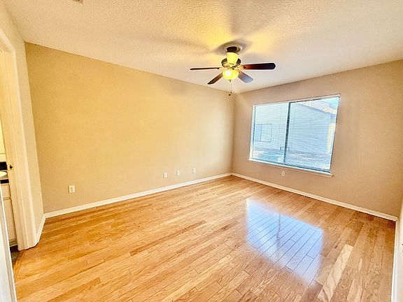 4th image of 334 Redwood Ln