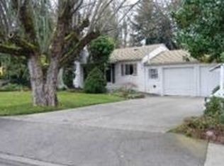 323 N Berkeley Way, Medford, OR 97504