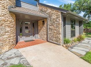 2800 Castlewood Dr, Norman, OK 73072
