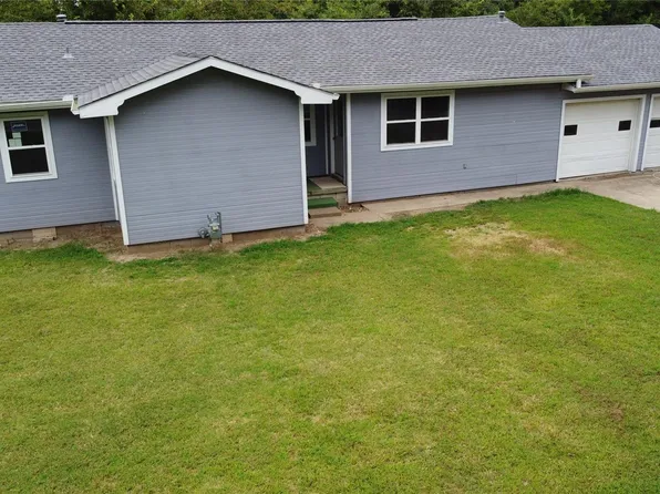 1002 NW F St, Stigler, OK 74462