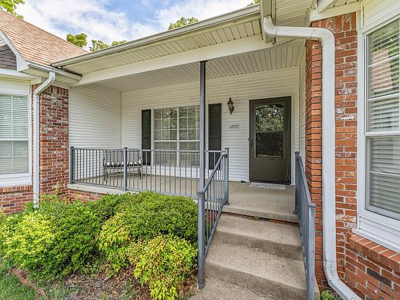 2nd image of 1205 Kierre Dr