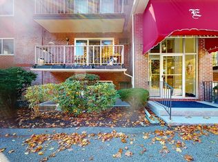 31 Hamlin Ln APT B21, Needham, MA 02492