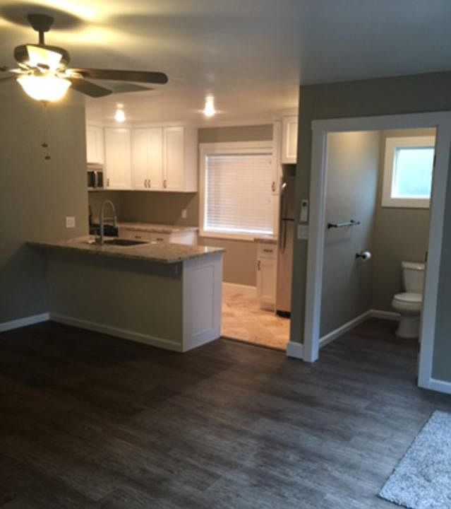 1st image of 3520 Sunset Dr #A