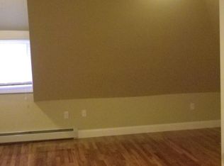 12 Bacon St #6, Glens Falls, NY 12801