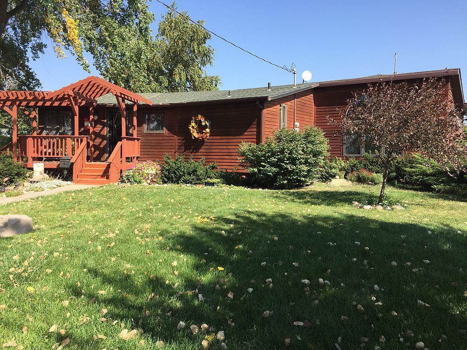 1st image of 19 Summerhaven Lk