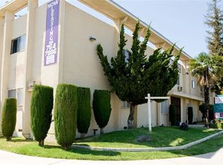 7041 Coldwater Canyon Ave APT 10, North Hollywood, CA 91605