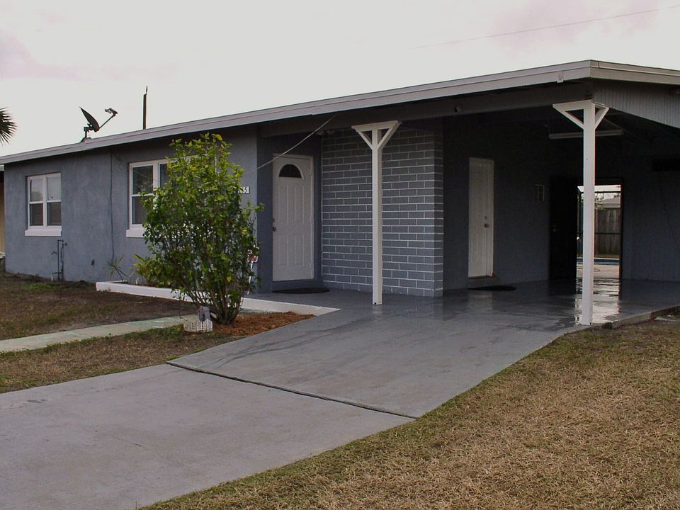 1st image of 21355 Glendale Ave