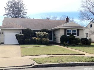 3454 Hawthorne Dr N, Wantagh, NY 11793
