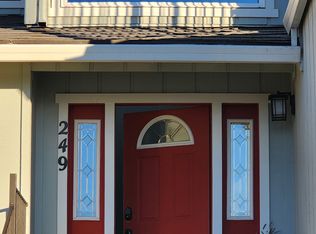 249 Poet Smith Dr, Auburn, CA 95603