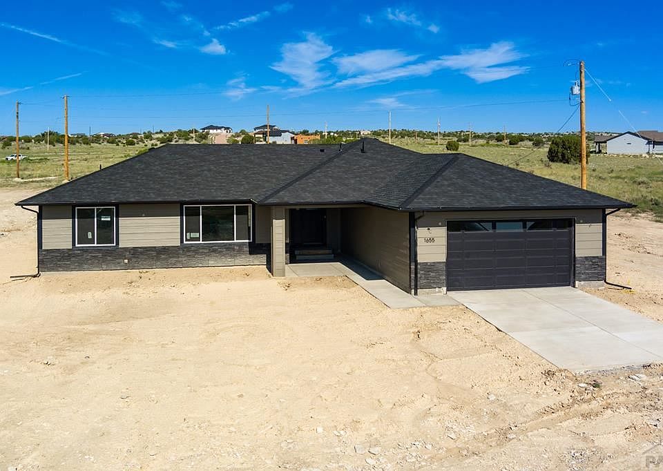 1st image of 1655 N Amache Dr