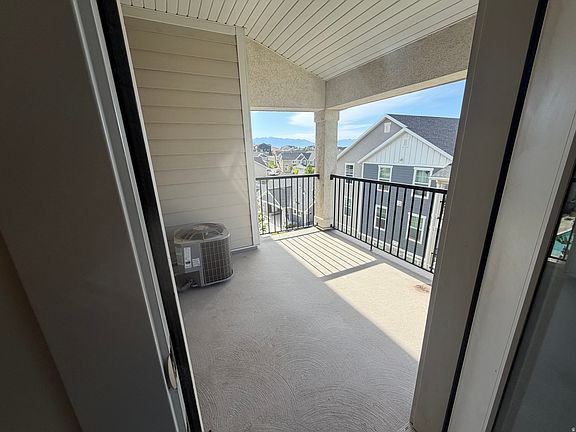 4th image of 1773 W Eaglewood Dr #302