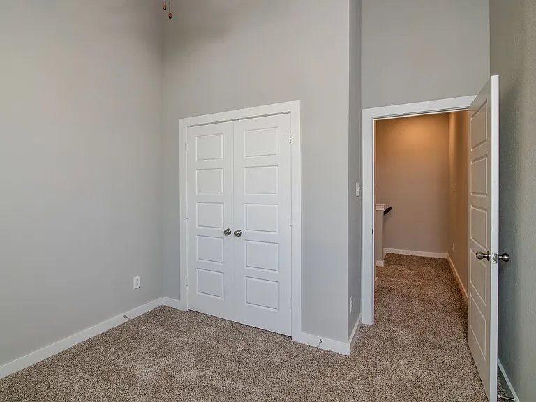 729 Harvest Moon Dr — Photo 3