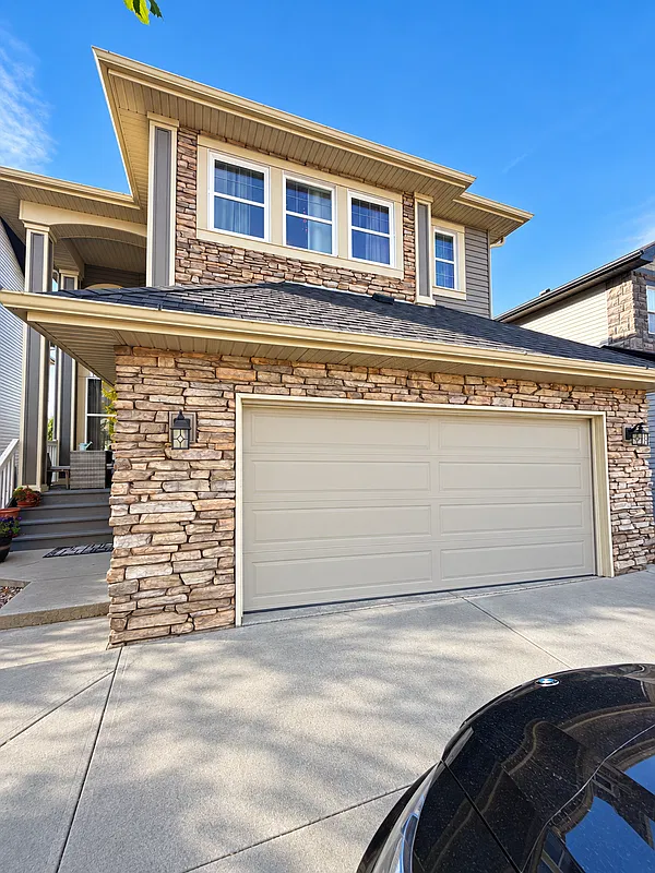 5 bed, 3.5 bath, $3,250 — Photo 2