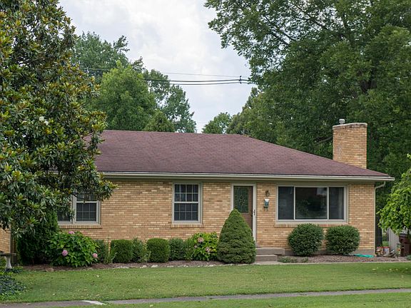 3rd image of 414 Marengo Dr