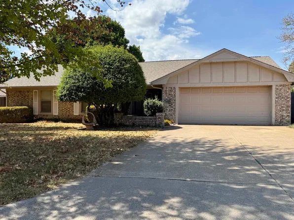 2025 Woodrock Dr, Duncan, OK 73533