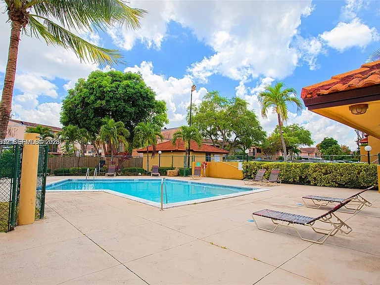 15550 SW 80th St #E-102 — Photo 16