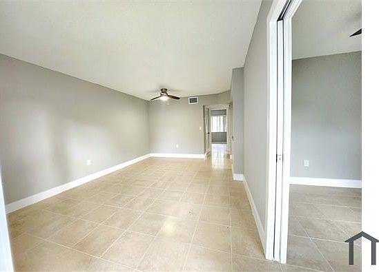 5th image of 335 SW 20th St #1