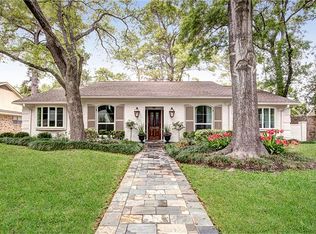 10042 Doliver Dr, Houston, TX 77042