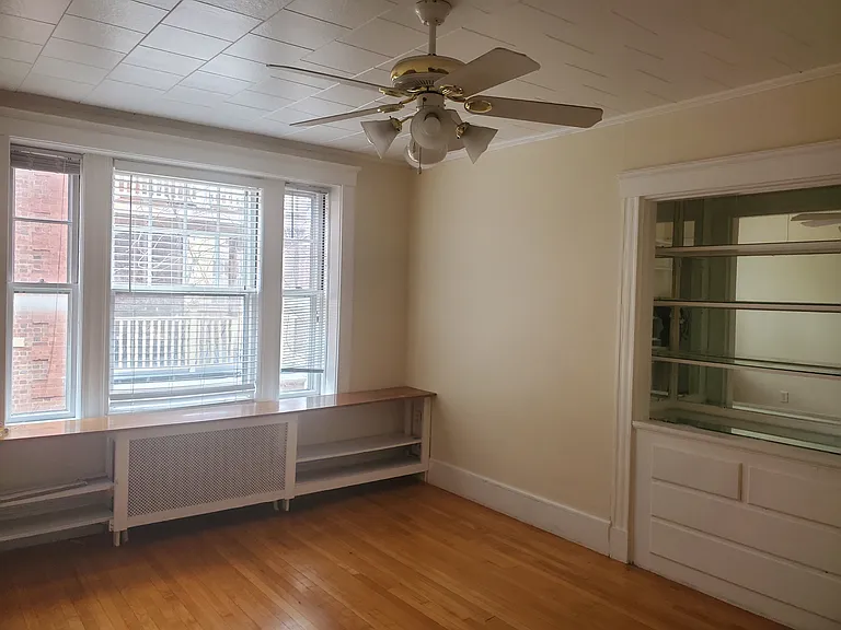 25 Fairfield St — Photo 10