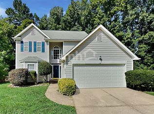 6514 Pepperbush Ct, Charlotte, NC 28262