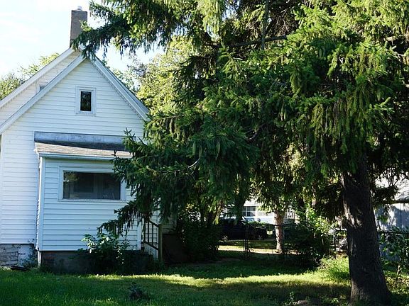 2nd image of 709 Garfield Ave