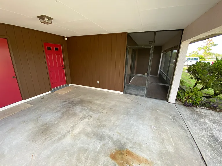 7030 Deland Ave #B — Photo 24