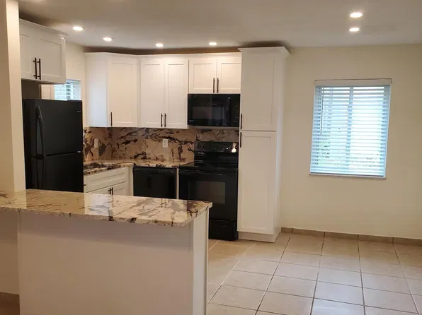 154 Springwood Cir APT B, Longwood, FL 32750