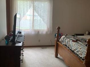 15239 Grover St, Omaha, NE 68144