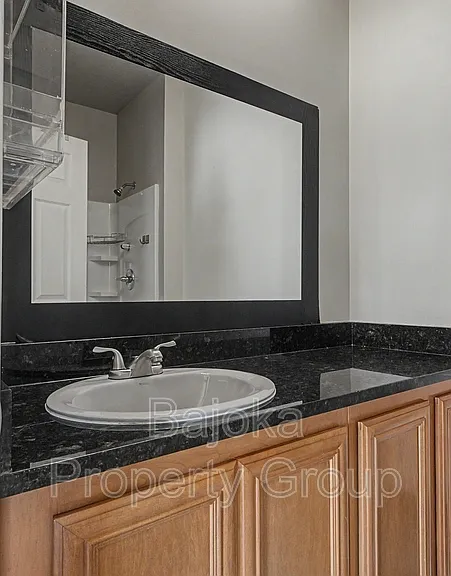 43018 Burlington Dr — Photo 32
