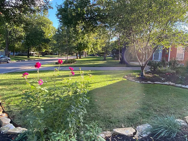 215 N Ridgewood Dr — Photo 8