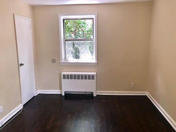 3rd image of 139 Halsted St APT 2E
