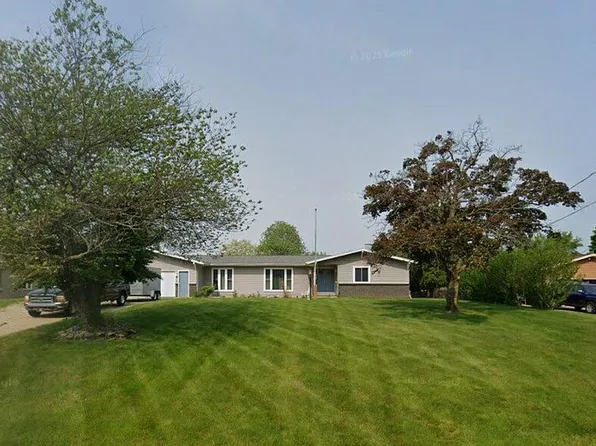 14177 12th Ave, Marne, MI 49435