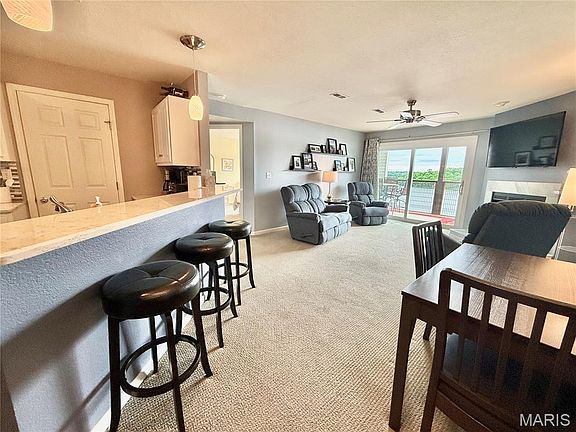 4th image of 222 Park Place Ln #2A