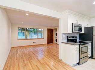 1517 6th Ave W APT 204, Seattle, WA 98119