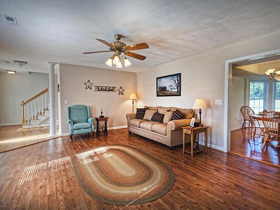 5th image of 7629 Whistler Dr