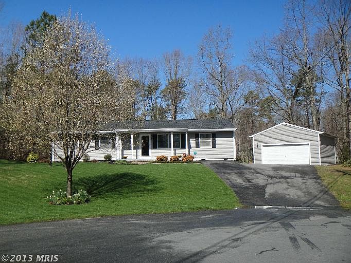 1st image of 44196 Saint Andrews Ln