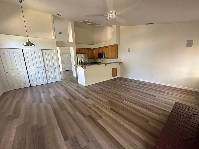 728 Sands Way — Photo 7