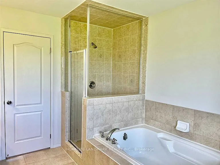 2695 Deputy Minister Path — Photo 9