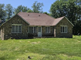 10501 M 99, Albion, MI 49224