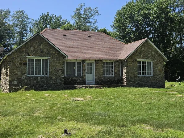 10501 M 99, Albion, MI 49224