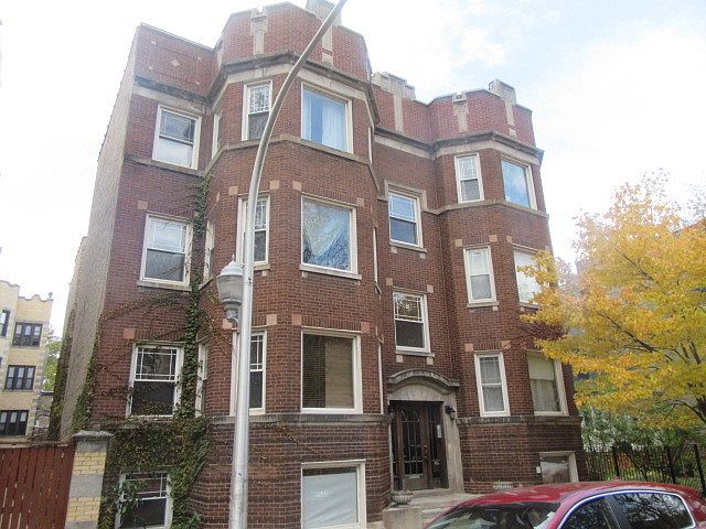 1st image of 6818 N Lakewood Ave #1