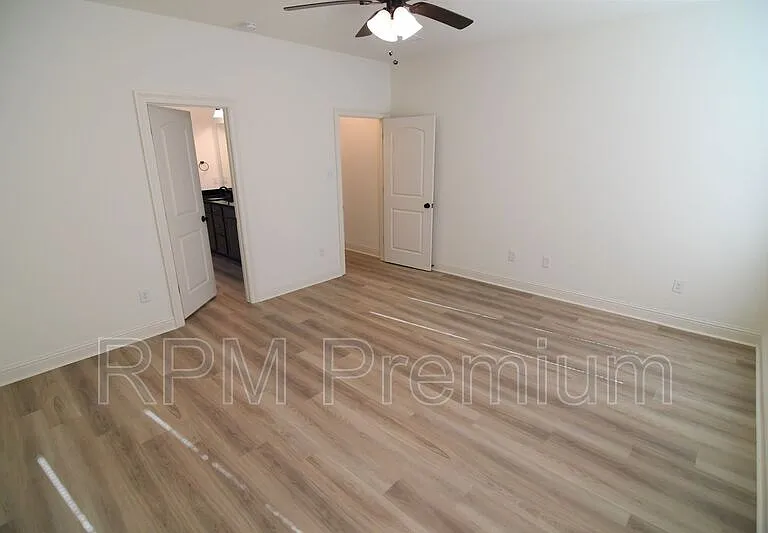 7108 Kenilworth Crossing Ave — Photo 17