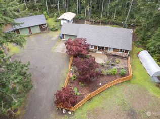 461 E Burgundy Rd, Shelton, WA 98584