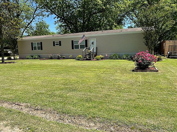 2nd image of 102 Holly Dr