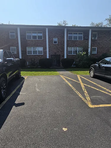 Greenoaks Apartments Photo 1