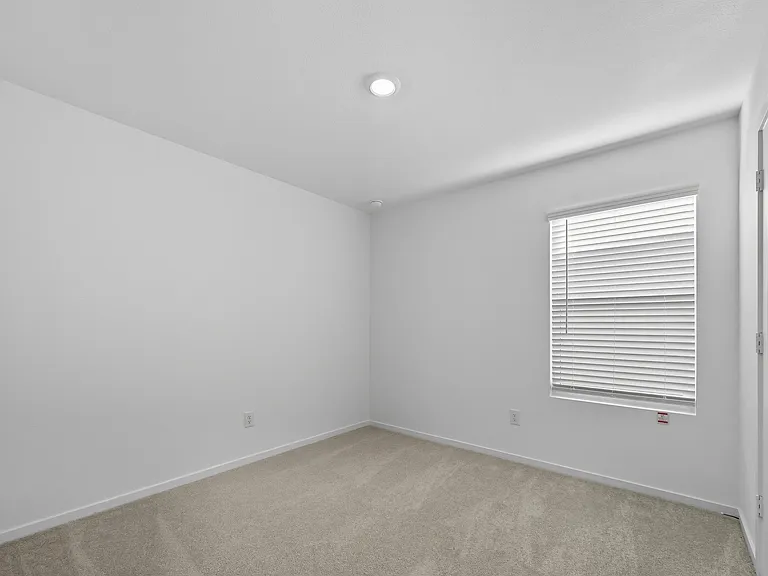 1013 Raintree Rd — Photo 8