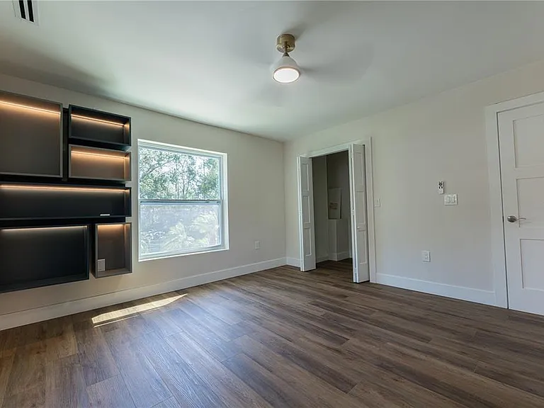 2721 Ingeborg Ct — Photo 37
