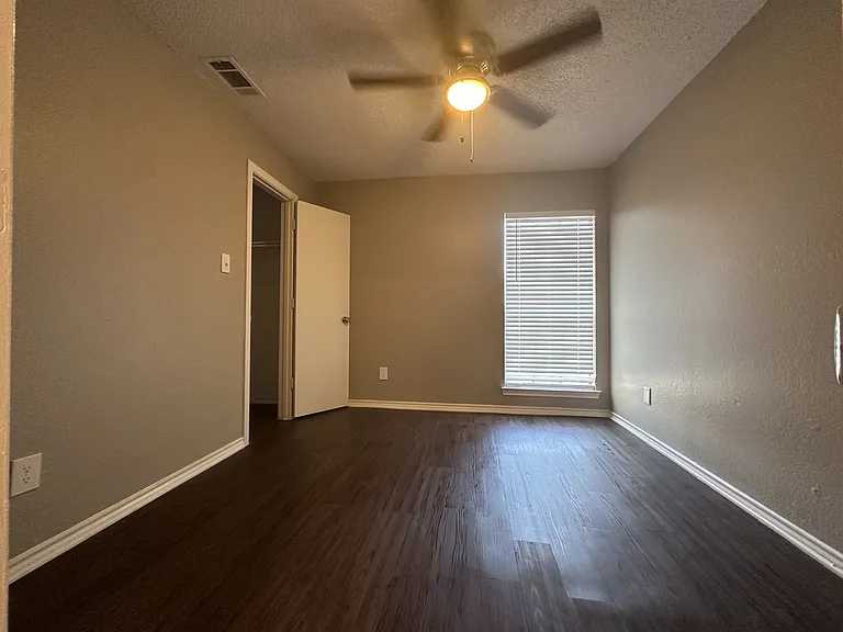 1601 Wynn Joyce Rd — Photo 31